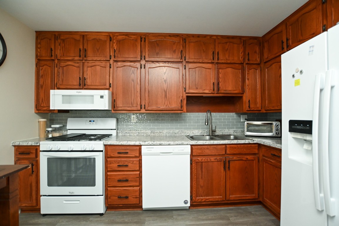 5500 Sharon Lane NW Cedar Rapids IA 52405
