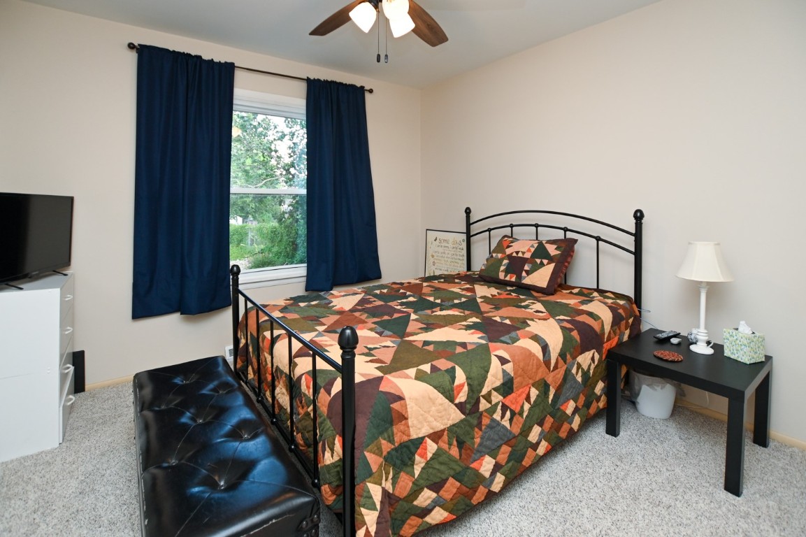 5500 Sharon Lane NW Cedar Rapids IA 52405