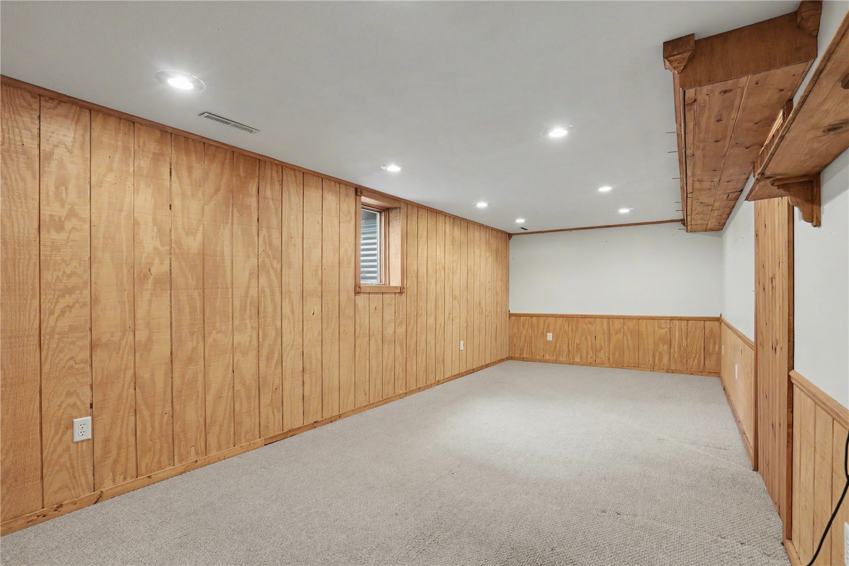 115 3rd Street NE Mt Vernon IA 52314