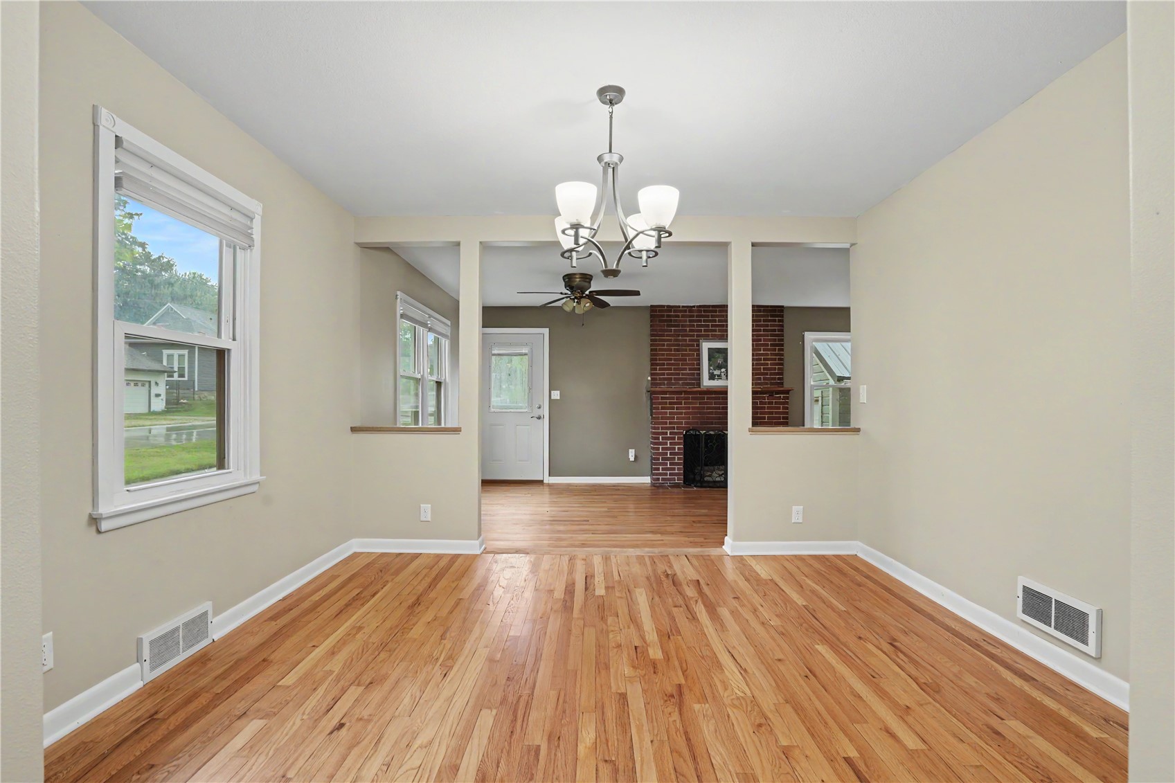 115 3rd Street NE Mt Vernon IA 52314