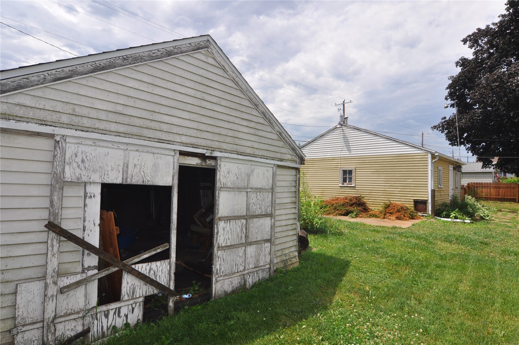 633 19th Avenue Cedar Rapids IA 52404