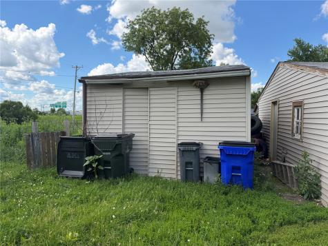 5534 Klinger Street SW Cedar Rapids IA 52404
