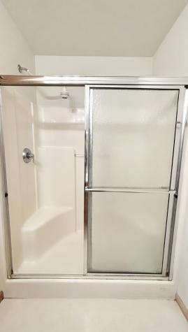 913 Ashford NE Cedar Rapids IA 52402