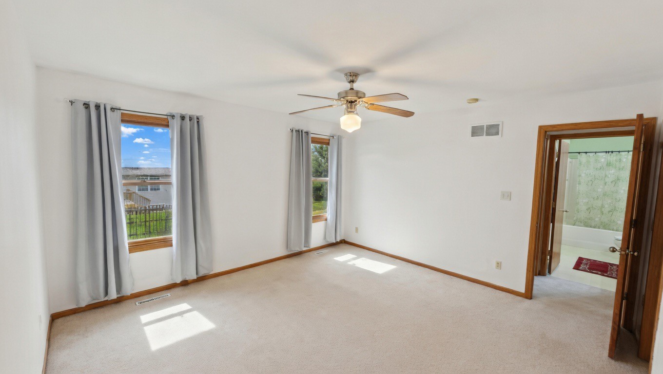 913 Ashford NE Cedar Rapids IA 52402