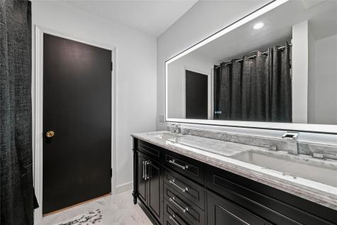 327 3rd Street Atkins IA 52206
