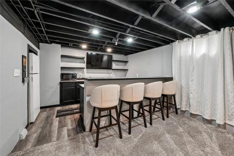 327 3rd Street Atkins IA 52206