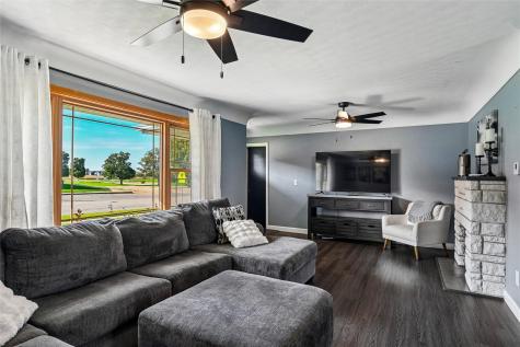 327 3rd Street Atkins IA 52206