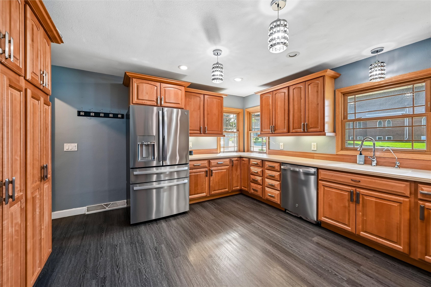 327 3rd Street Atkins IA 52206