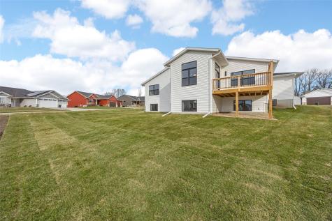 717 Pointer Circle Center Point IA 52213