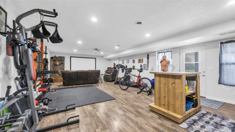 1214 E 13th Street Vinton IA 52349