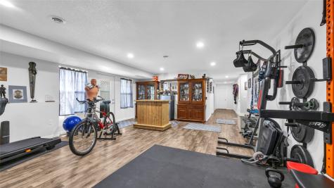 1214 E 13th Street Vinton IA 52349