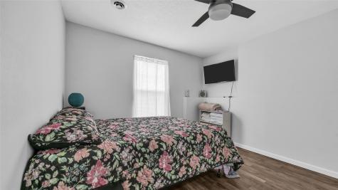 1214 E 13th Street Vinton IA 52349