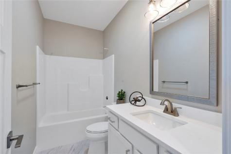 1302 Echo Ridge Lane Marion IA 52302