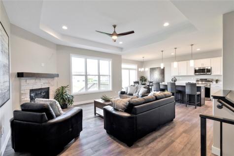 1302 Echo Ridge Lane Marion IA 52302