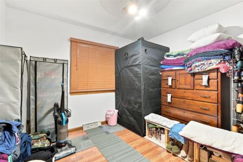 3808 Elmwood Drive NE Cedar Rapids IA 52402
