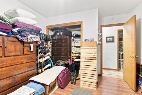 3808 Elmwood Drive NE Cedar Rapids IA 52402