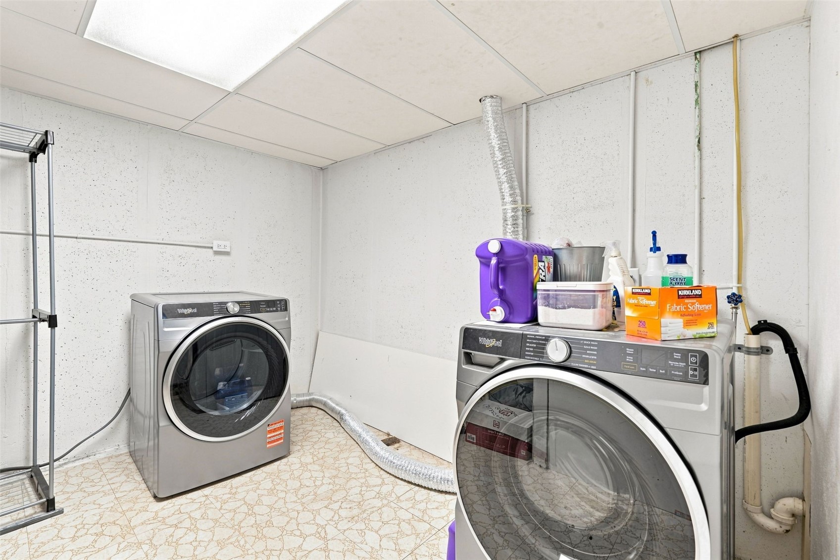 3808 Elmwood Drive NE Cedar Rapids IA 52402