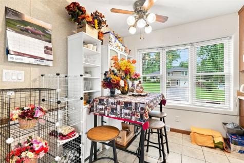 3808 Elmwood Drive NE Cedar Rapids IA 52402