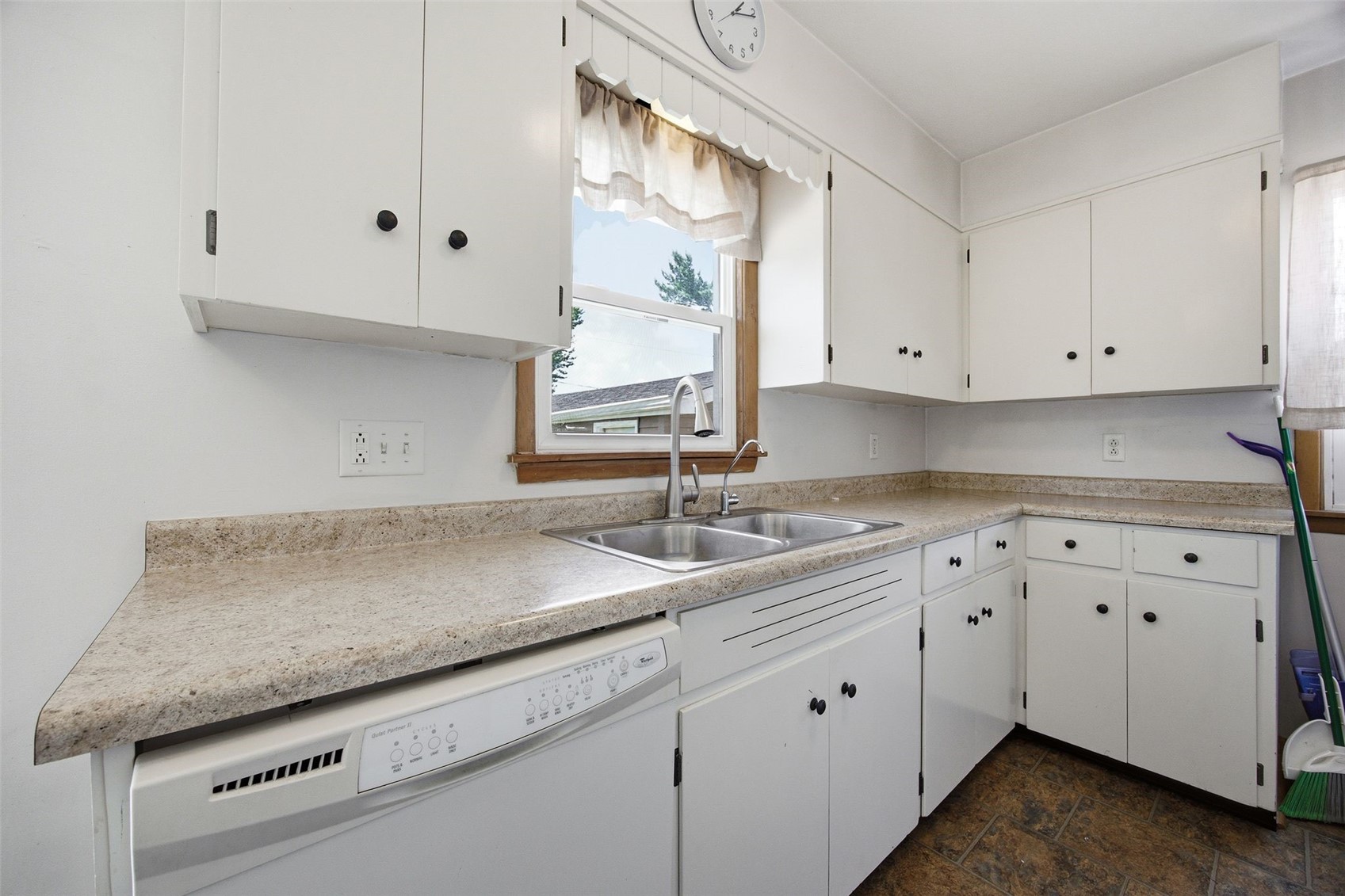 1621 47th Street NE Cedar Rapids IA 52402