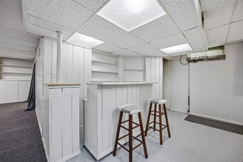 1621 47th Street NE Cedar Rapids IA 52402
