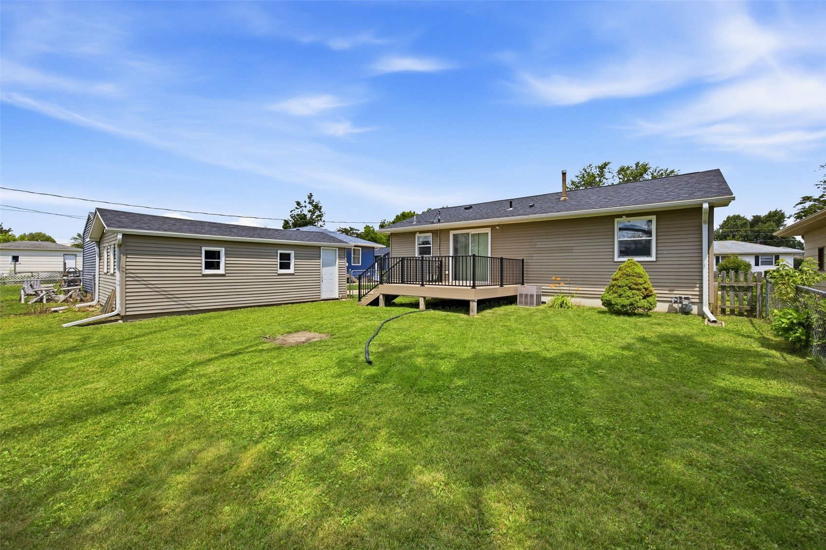 1621 47th Street NE Cedar Rapids IA 52402