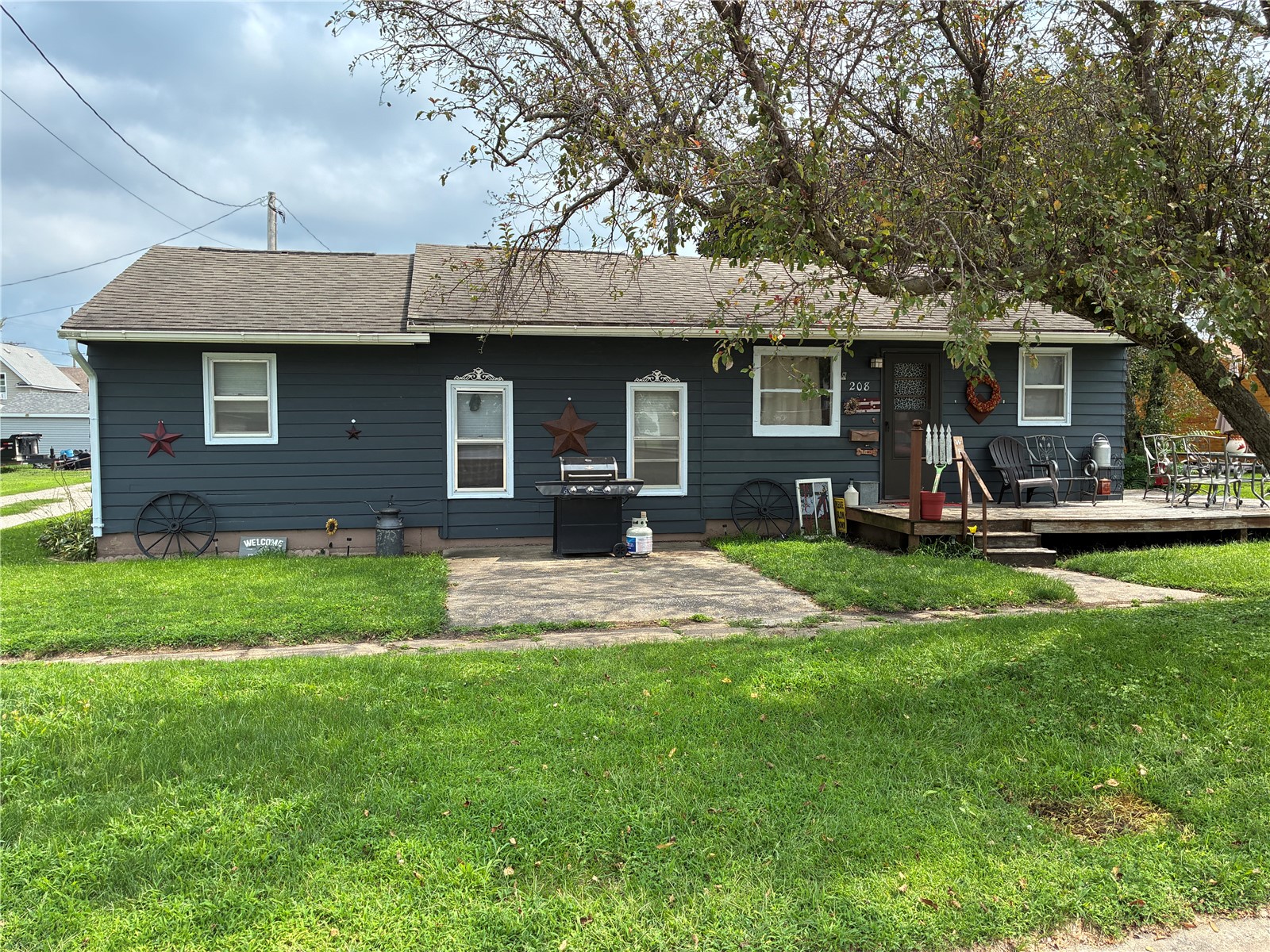 208 C Avenue Vinton IA 52349
