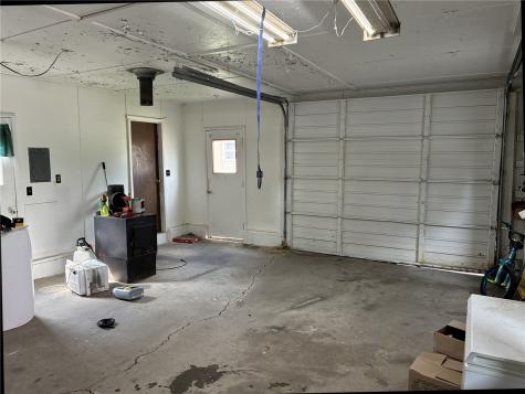 208 C Avenue Vinton IA 52349