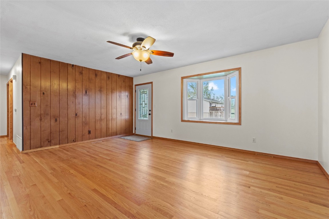 150 33rd Avenue Marion IA 52302