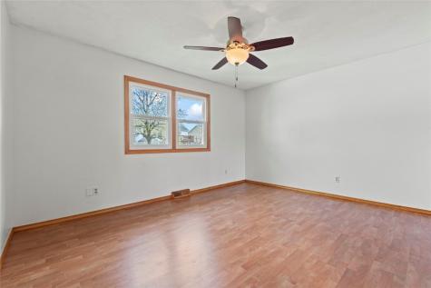 150 33rd Avenue Marion IA 52302