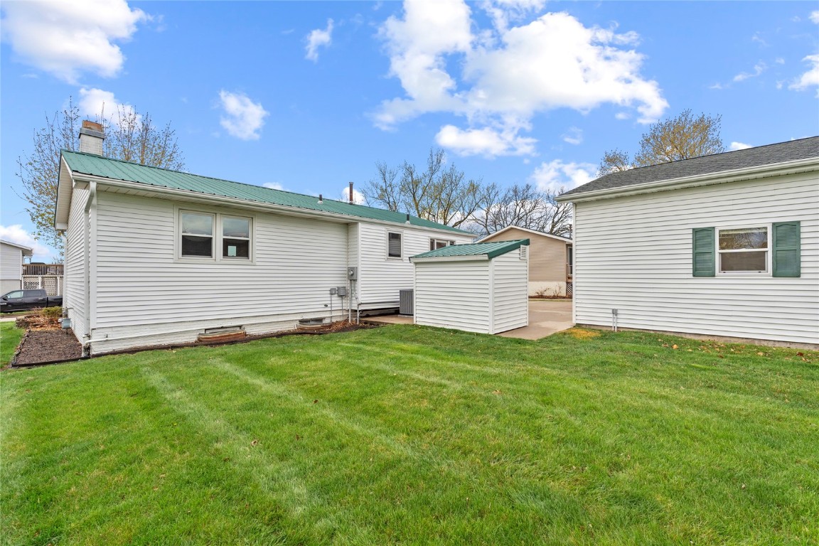 150 33rd Avenue Marion IA 52302