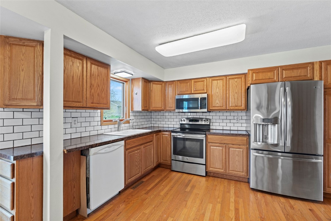 150 33rd Avenue Marion IA 52302