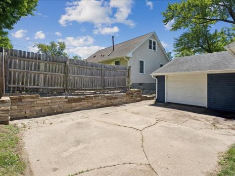 4024 Vine Avenue SE Cedar Rapids IA 52403