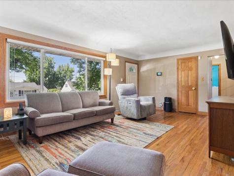 4024 Vine Avenue SE Cedar Rapids IA 52403