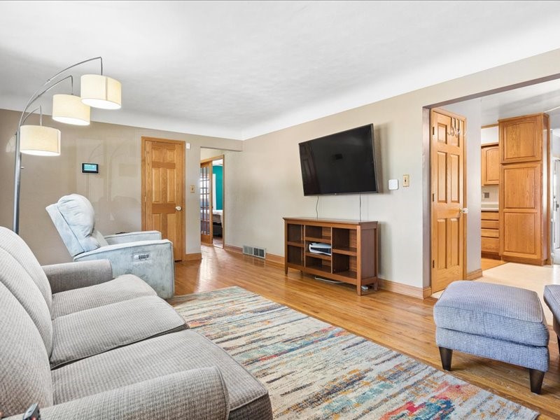 4024 Vine Avenue SE Cedar Rapids IA 52403