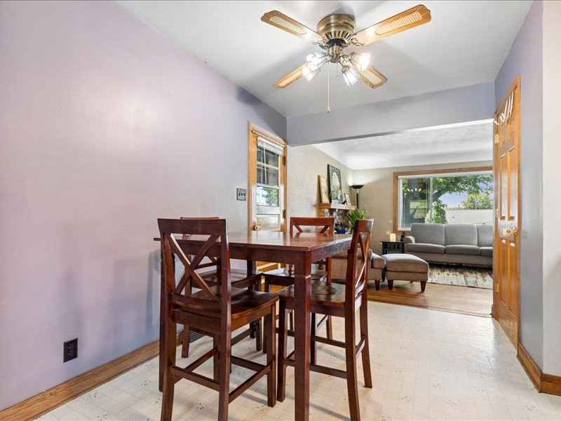 4024 Vine Avenue SE Cedar Rapids IA 52403