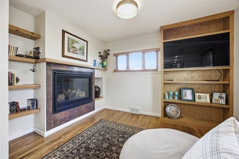 1107 G Avenue Vinton IA 52349