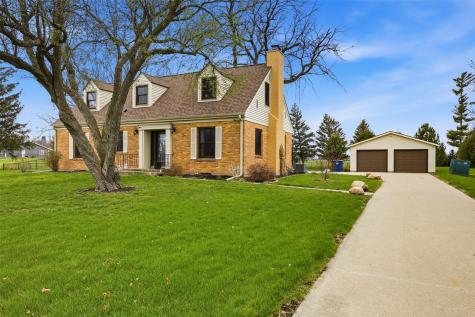 1107 G Avenue Vinton IA 52349