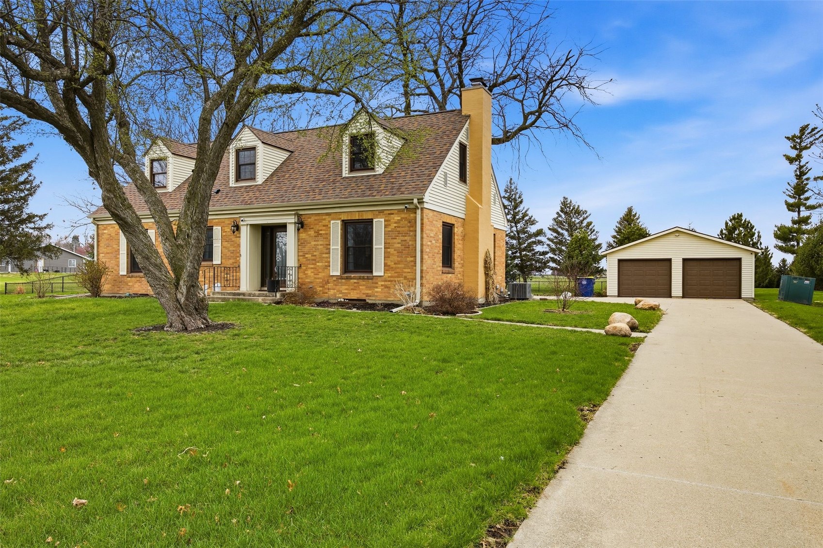1107 G Avenue Vinton IA 52349