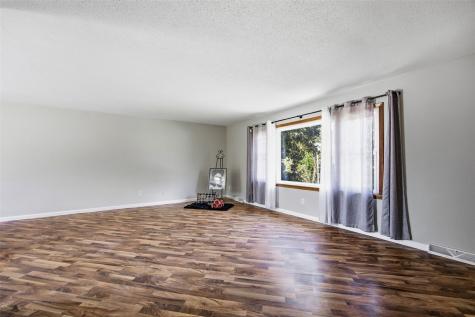 1631 27th Street NW Cedar Rapids IA 52405
