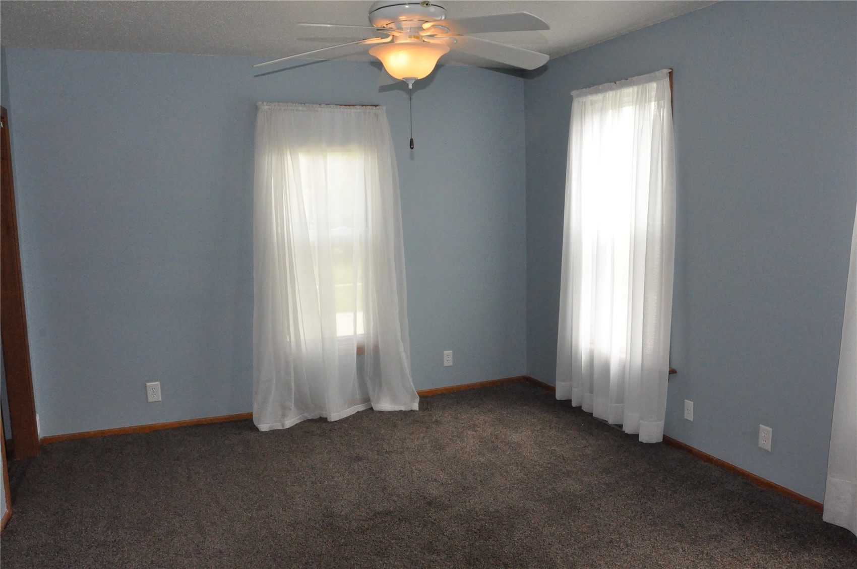 1402 11th Avenue Belle Plaine IA 52208