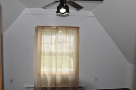 1402 11th Avenue Belle Plaine IA 52208