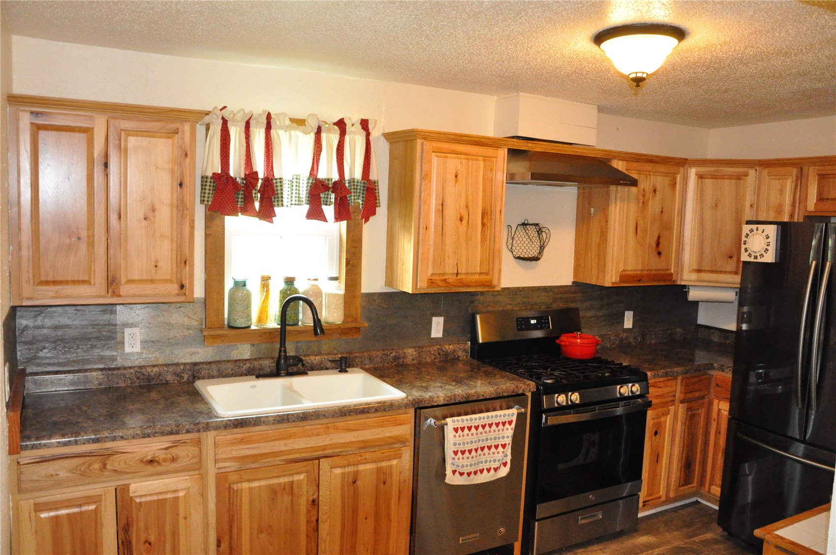 1402 11th Avenue Belle Plaine IA 52208