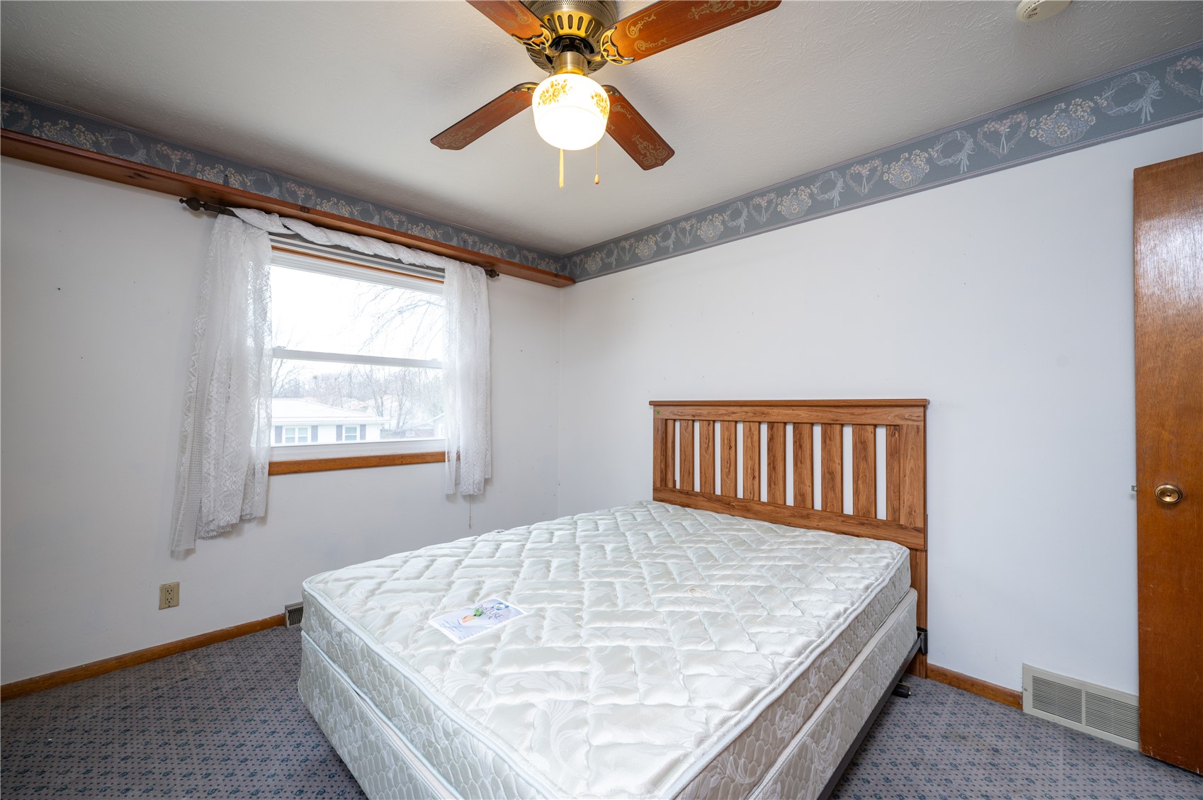 3500 Sunnydale Street NW Cedar Rapids IA 52405