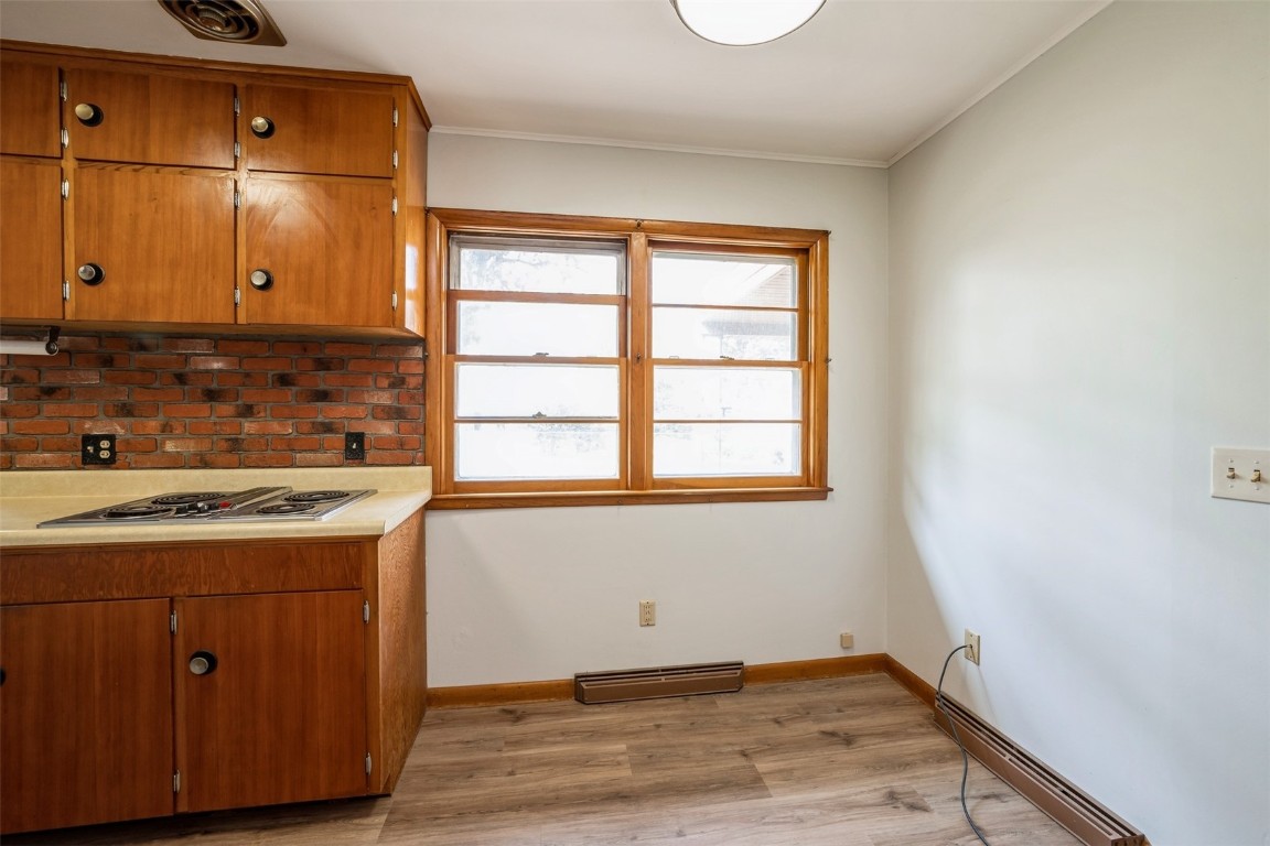 1268 Center Street NE Cedar Rapids IA 52402