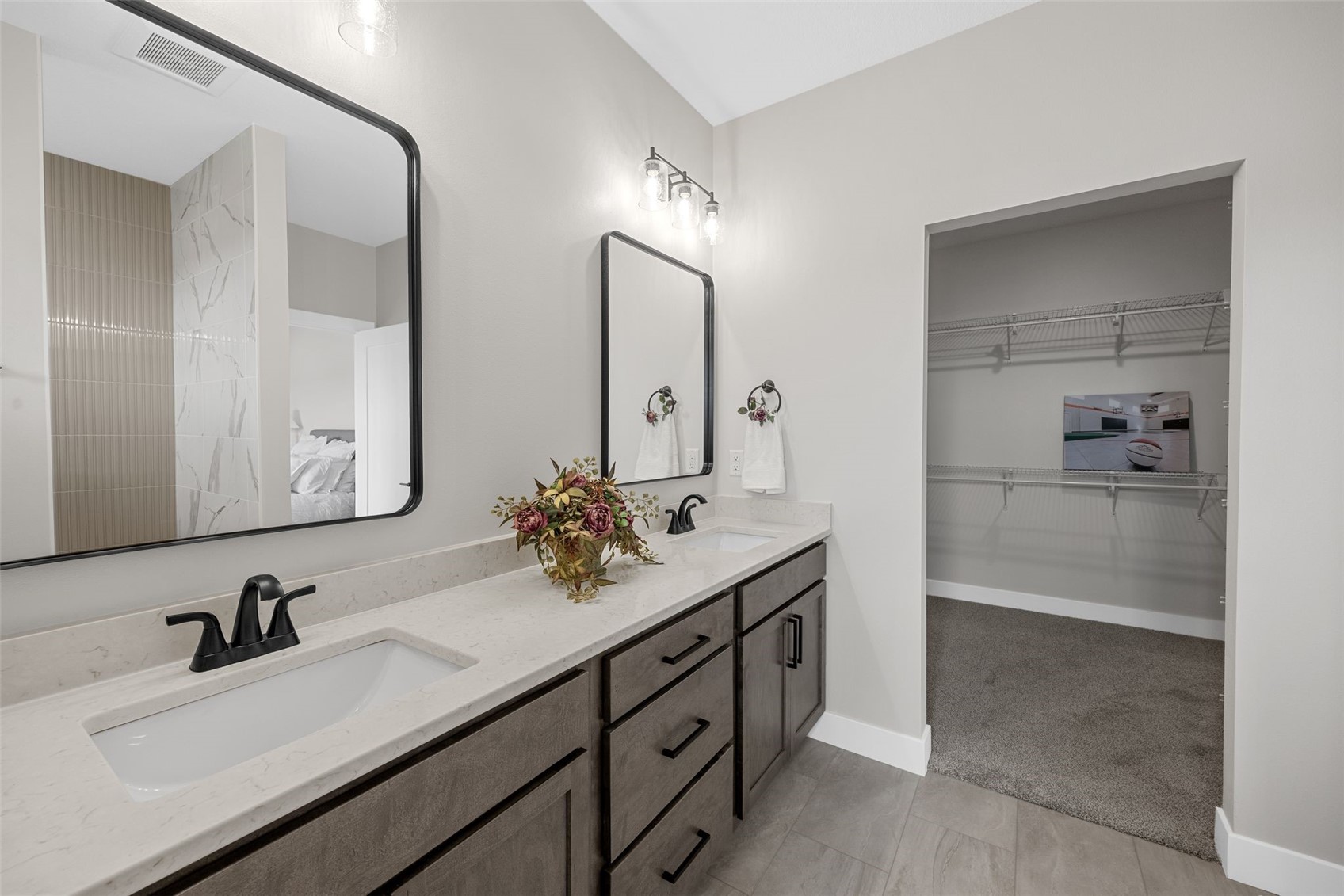 3009 Prairielight Court Hiawatha IA 52233