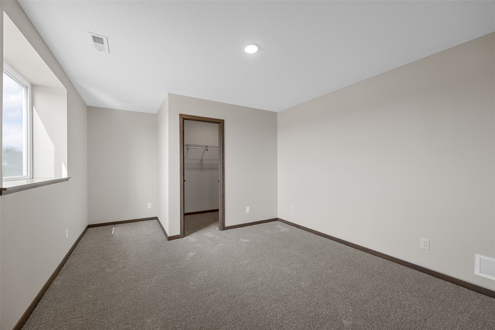 3009 Prairielight Court Hiawatha IA 52233