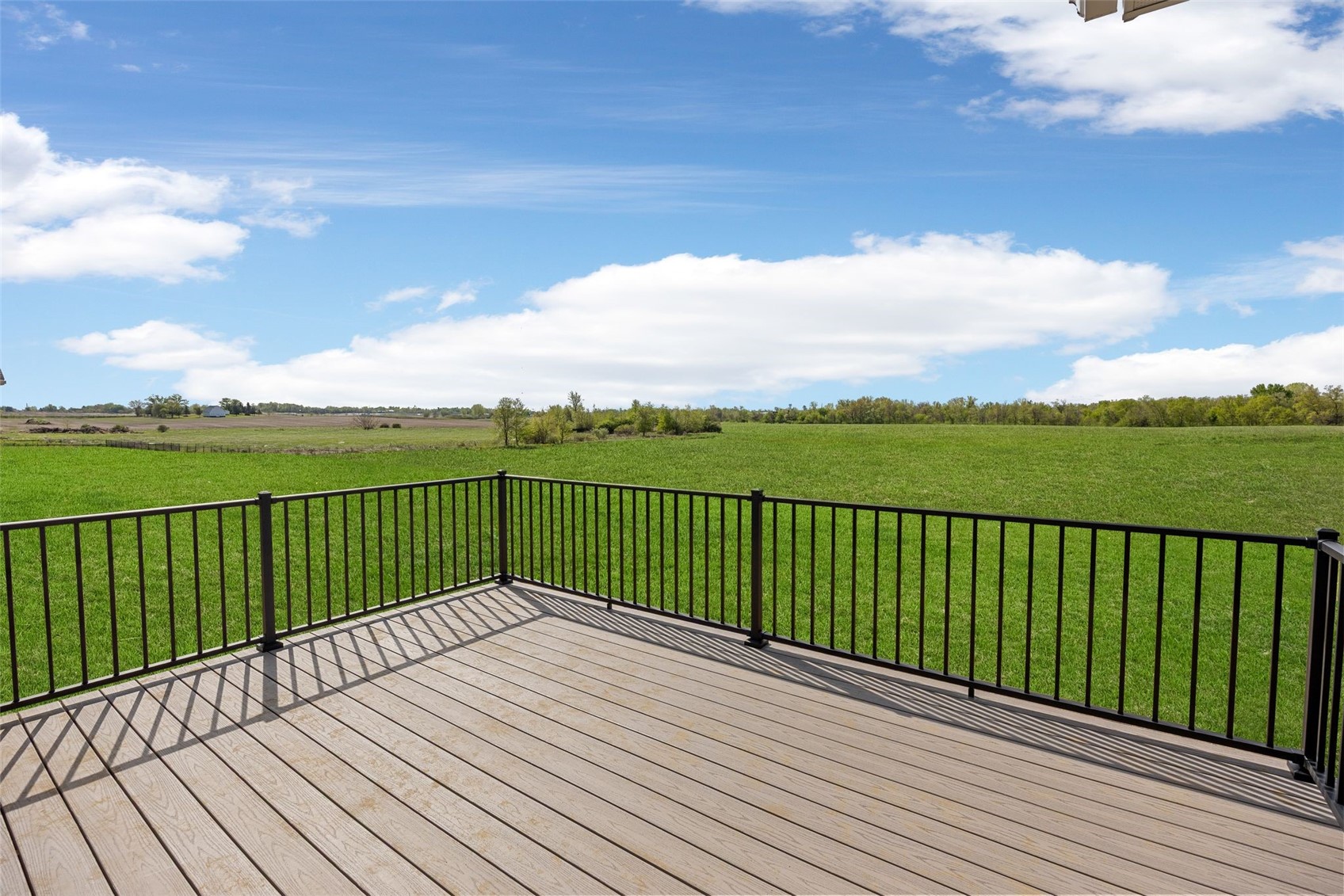 3009 Prairielight Court Hiawatha IA 52233