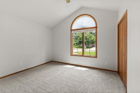 38 Durango Place Iowa City IA 52245