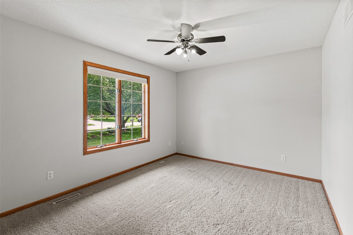 38 Durango Place Iowa City IA 52245