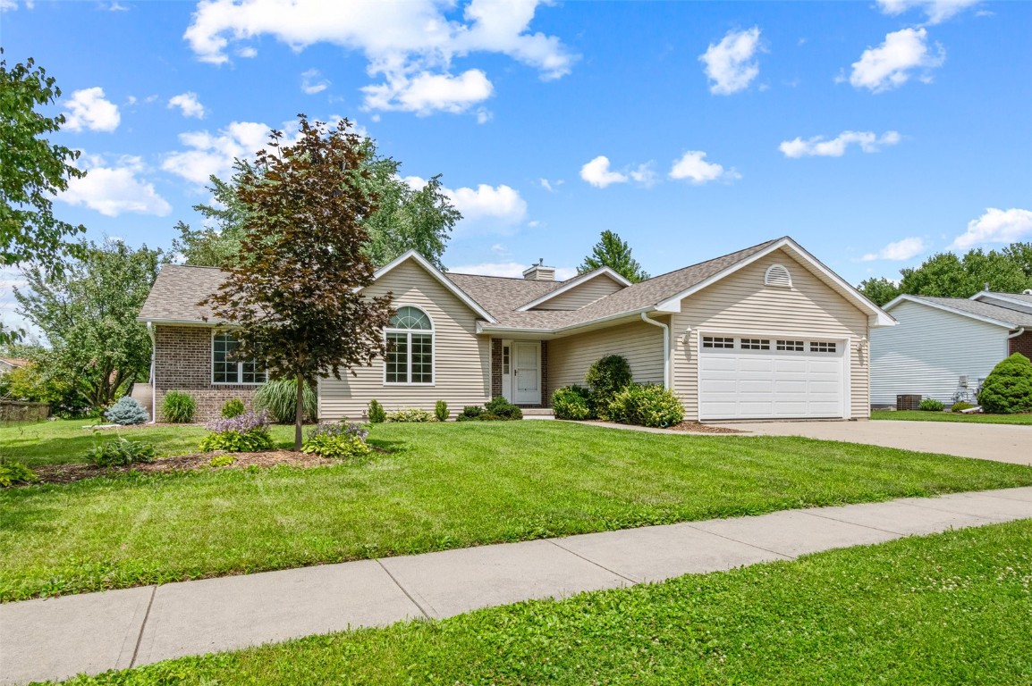 38 Durango Place Iowa City IA 52245